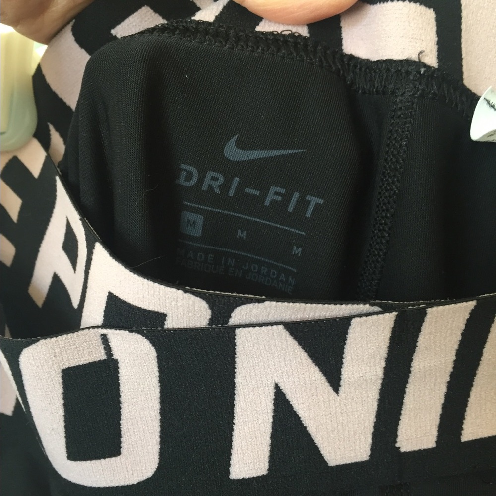Crop 7/8th Nike leggings - Picture 3 of 3